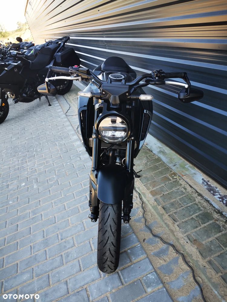 Honda CB - 25