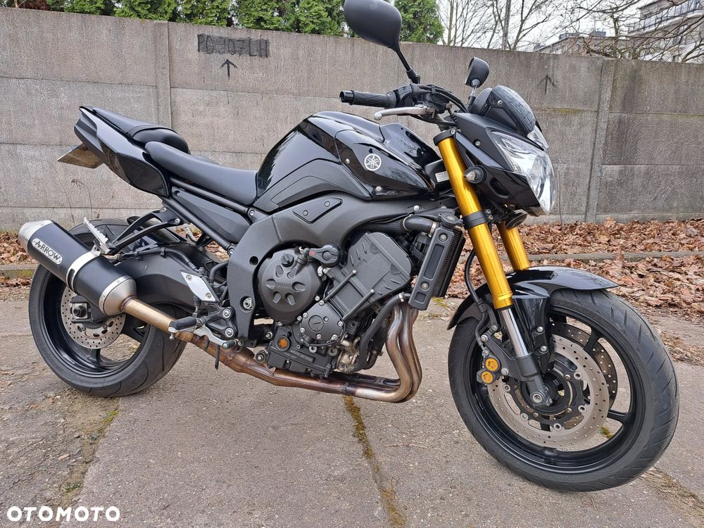 Yamaha FZ - 16
