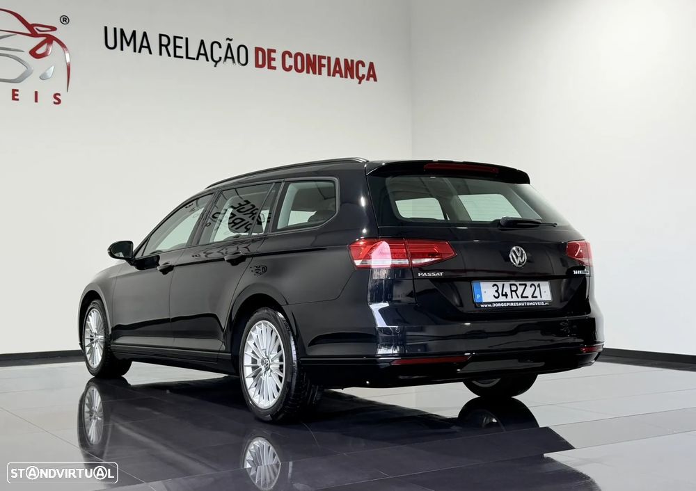 VW Passat Variant 1.6 TDI Confortline - 16