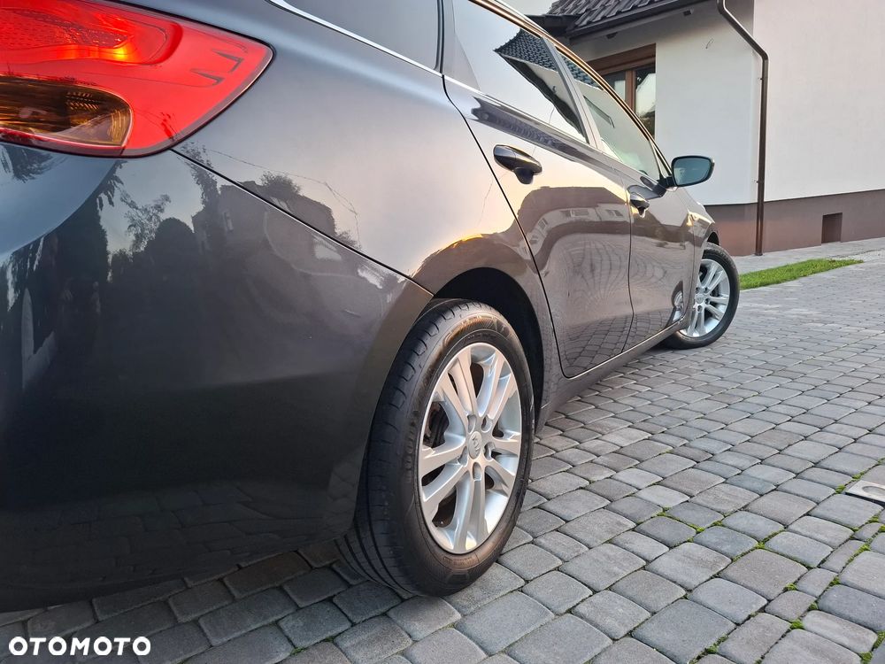 Kia Ceed - 23