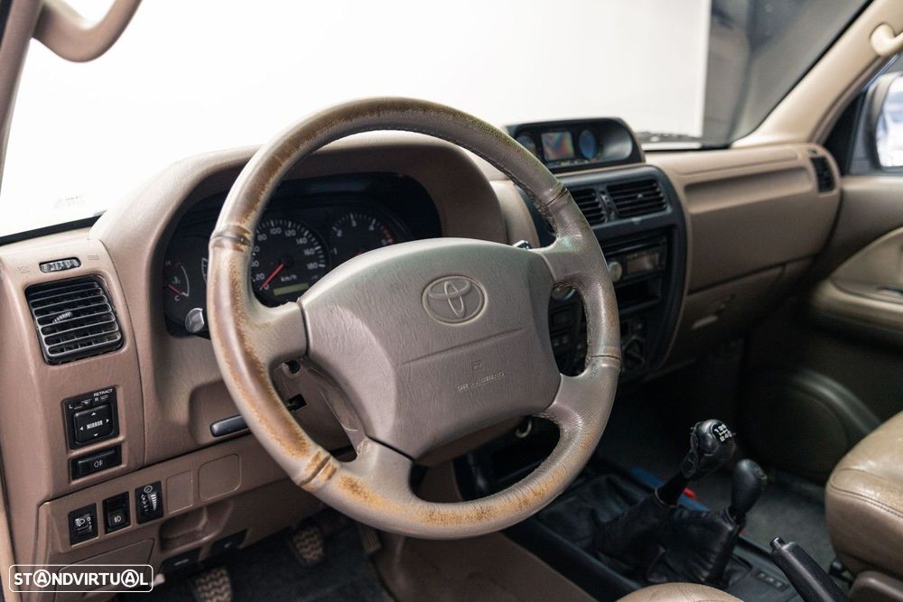 Toyota Land Cruiser 3.0 TD - 23