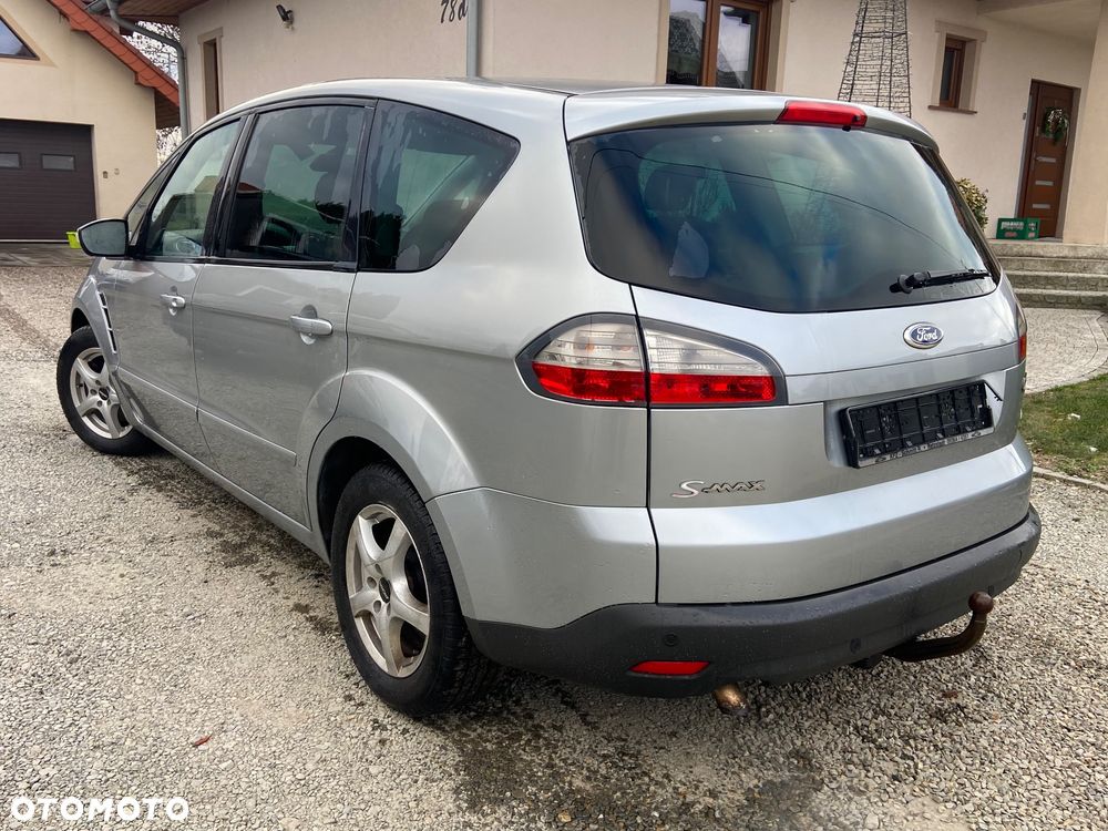 Ford S-Max 2.0 TDCi DPF Titanium - 3