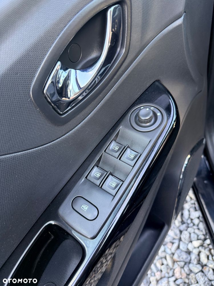 Renault Captur - 11