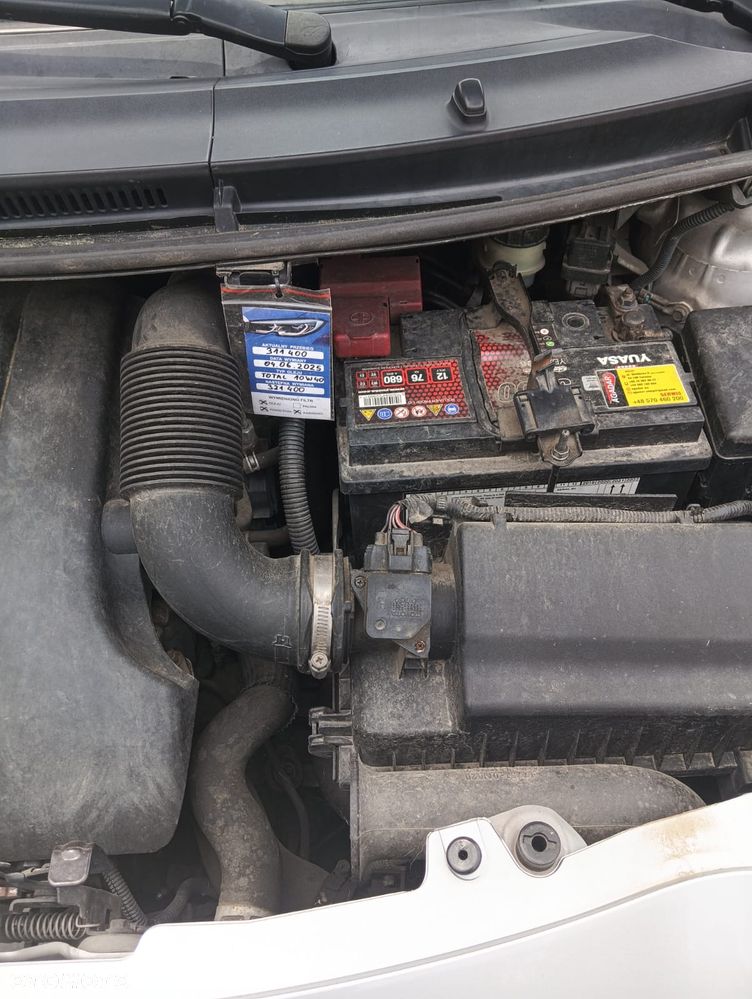 Toyota Yaris - 15