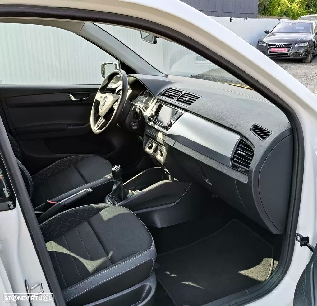 Skoda Fabia 1.0 TSI Style - 2