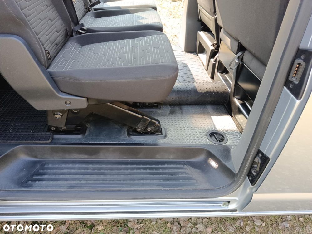 Volkswagen Caravelle 2.0 TDI L1 Highline DSG - 14