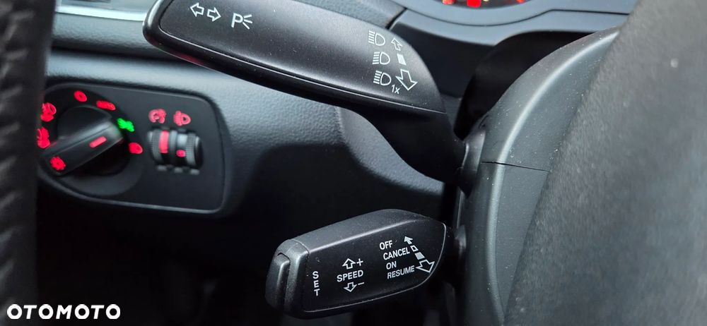 Audi Q3 2.0 TDI Edycja Specjalna - 27