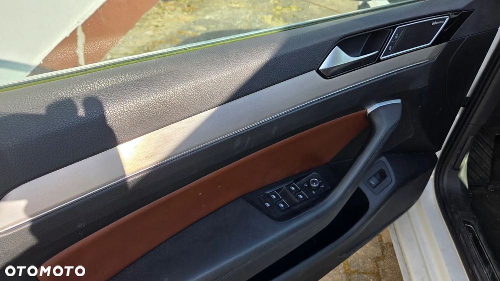 Volkswagen Passat 2.0 TDI SCR (BlueMotion Tech) 4Motion D Highline - 7