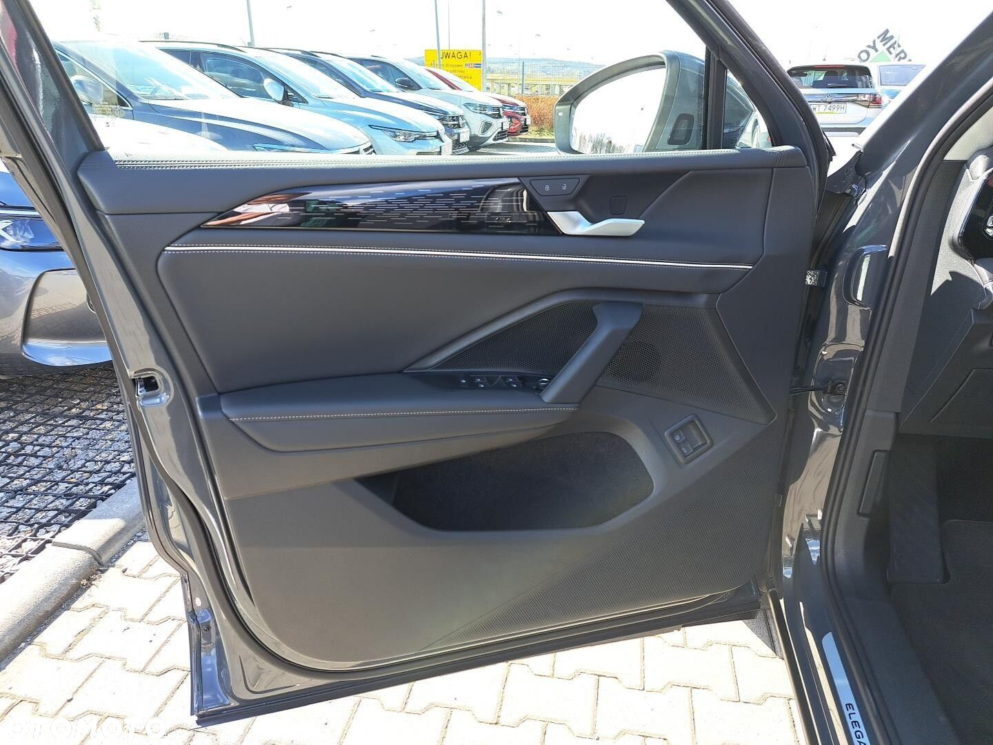 Volkswagen Tiguan - 10