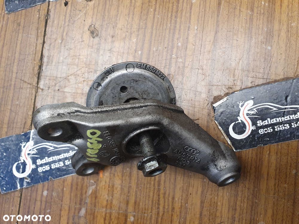 Łapa 8E0399115K Podpora Skrzyni Biegow Mocowanie Poduszka Wspornik Audi A4 B6 B7 - 8