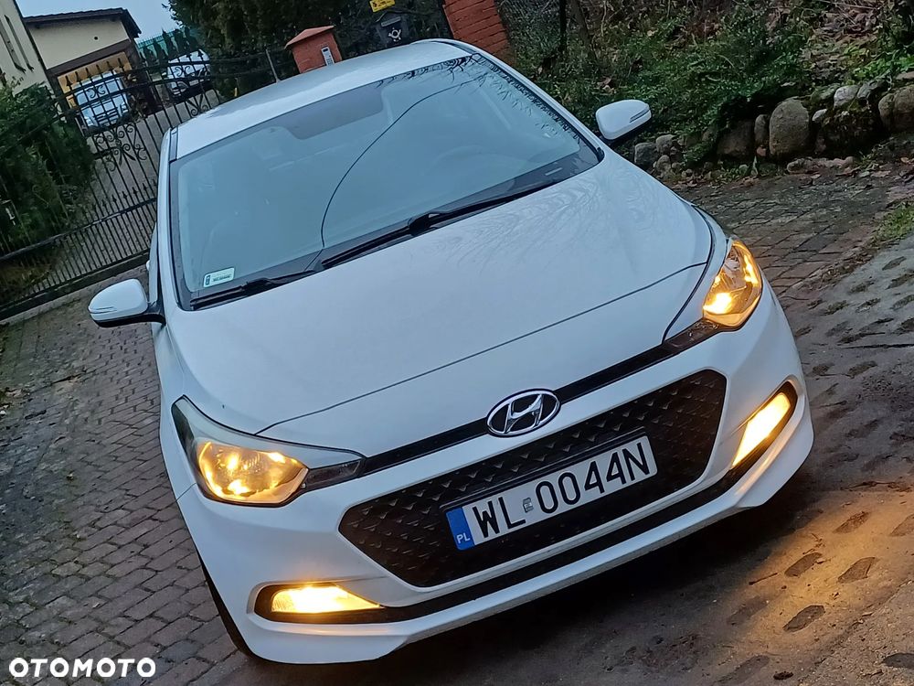 Hyundai i20 1.2 BlueDrive Classic + - 2