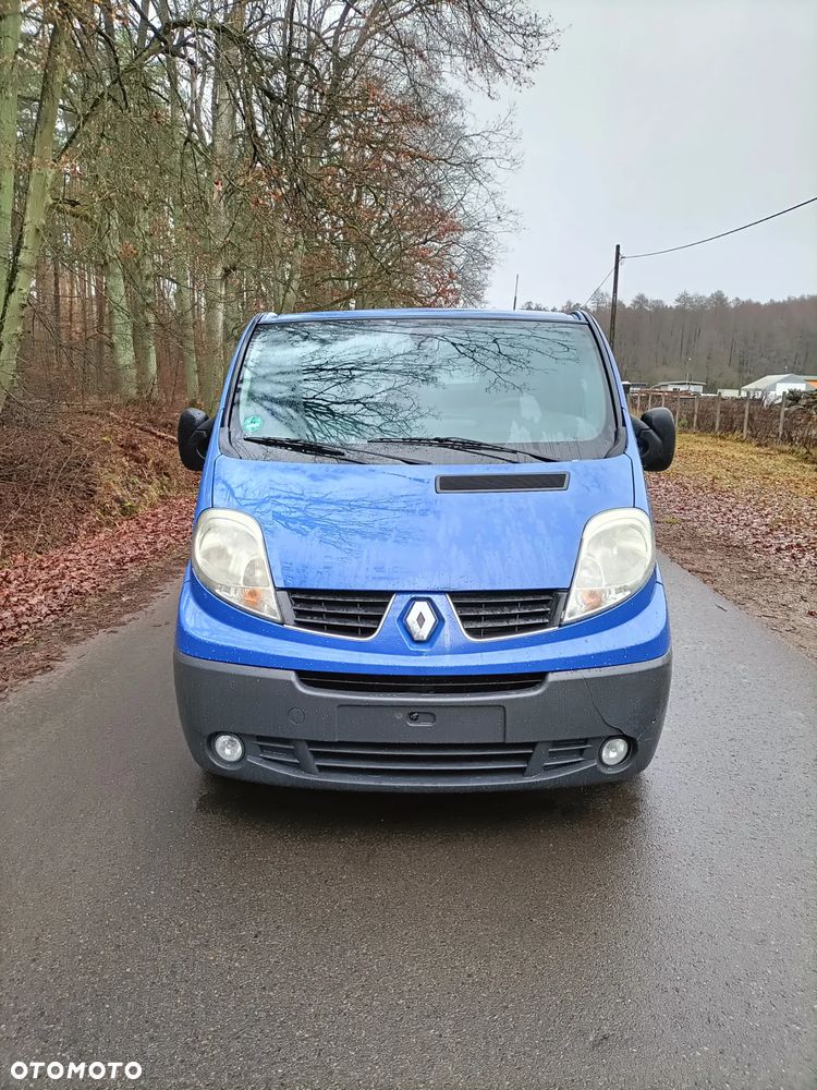 Renault Trafic - 2