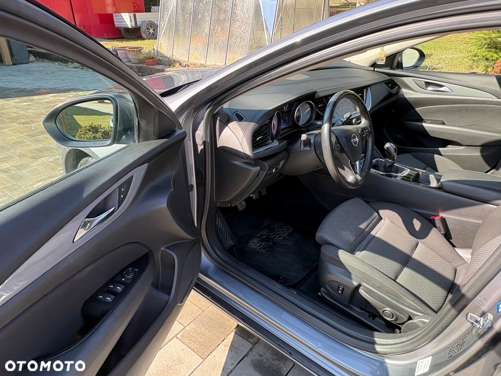 Opel Insignia - 20