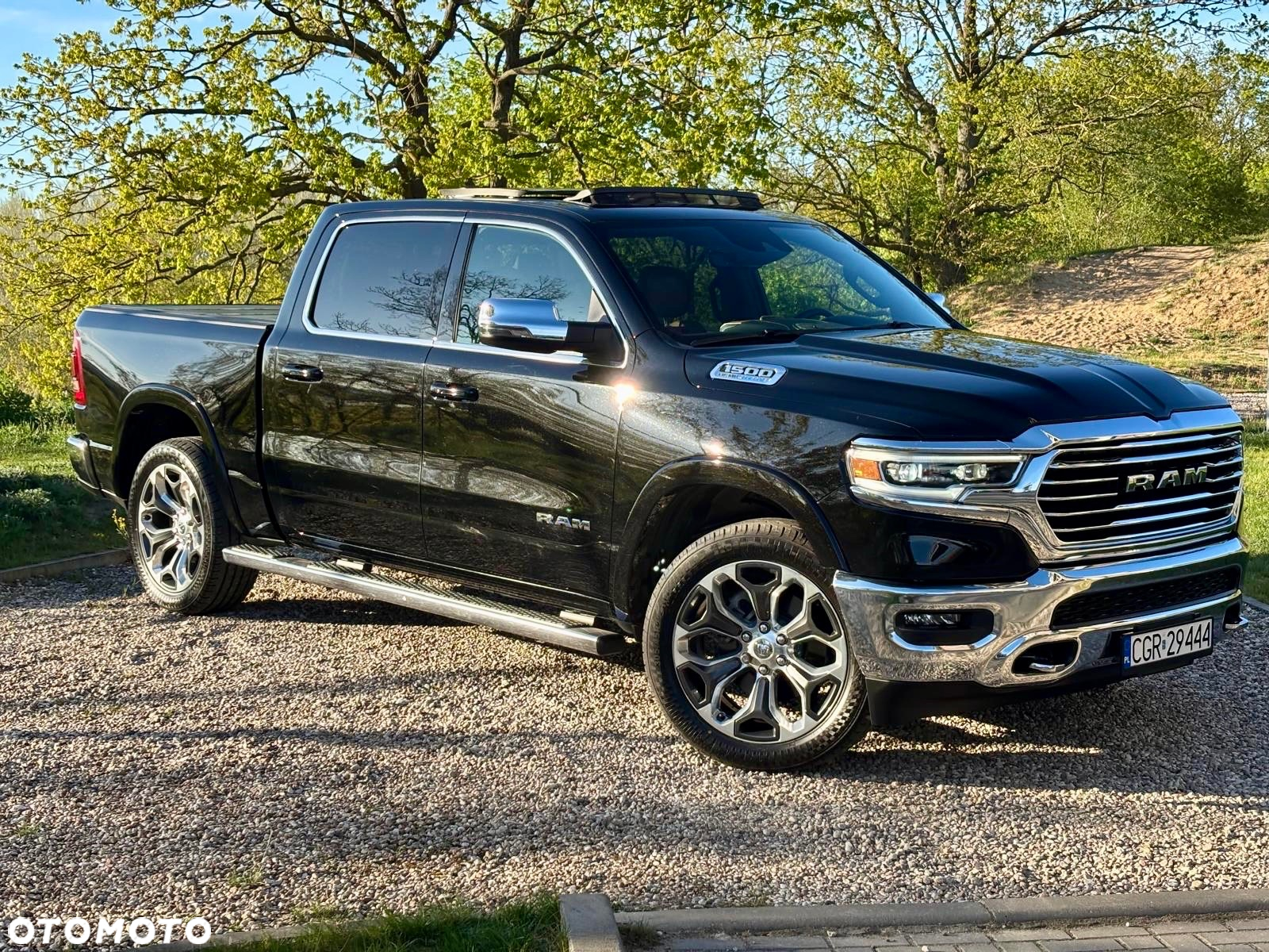RAM 1500 Crew Cab Longhorn - 3