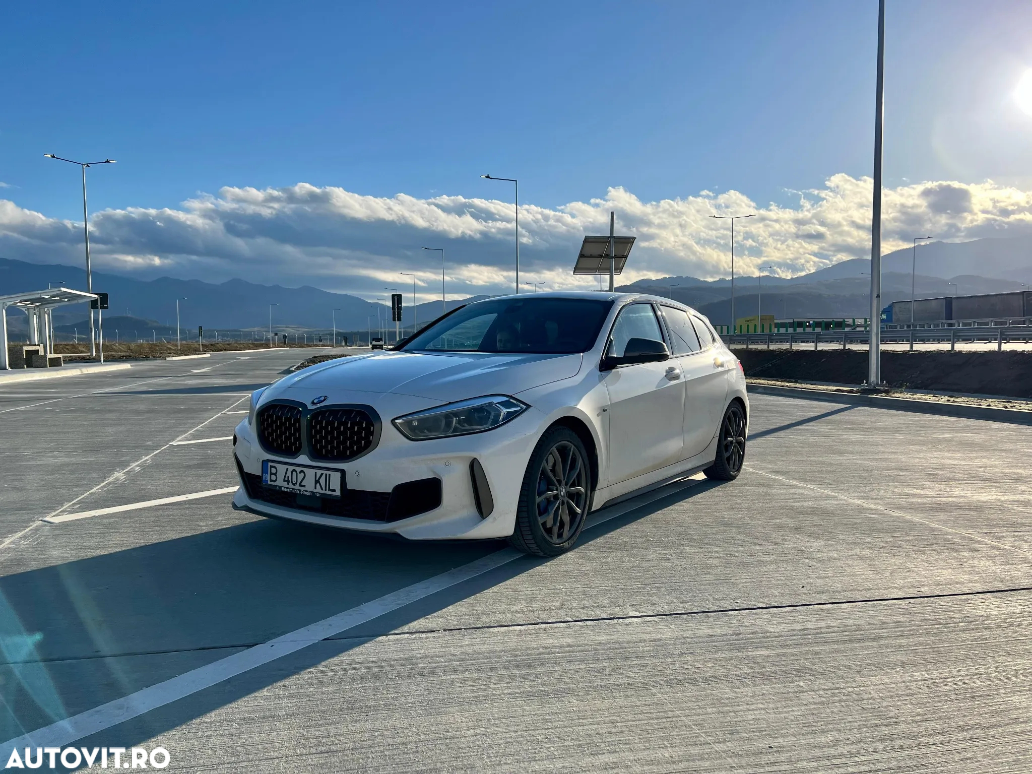 BMW M1 M135i xDrive AT - 12