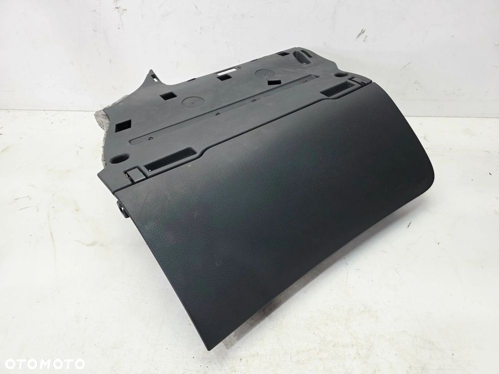 SCHOWEK PASAŻERA AUDI A6 C6 4F1857035BT - 2
