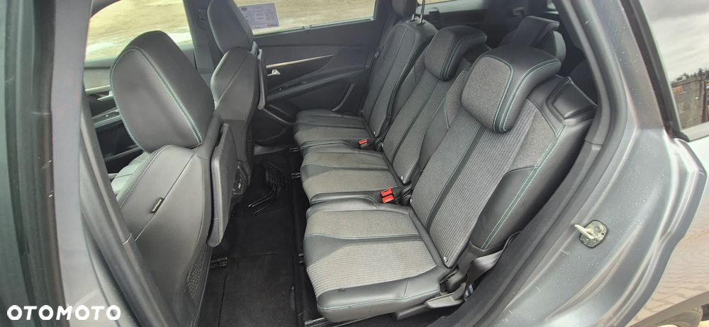 Peugeot 5008 - 17