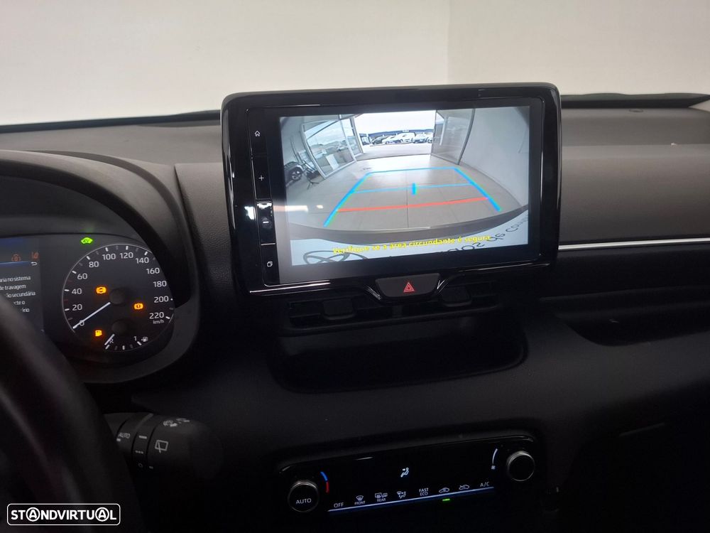 Toyota Yaris 1.5 HDF Comfort Plus - 18