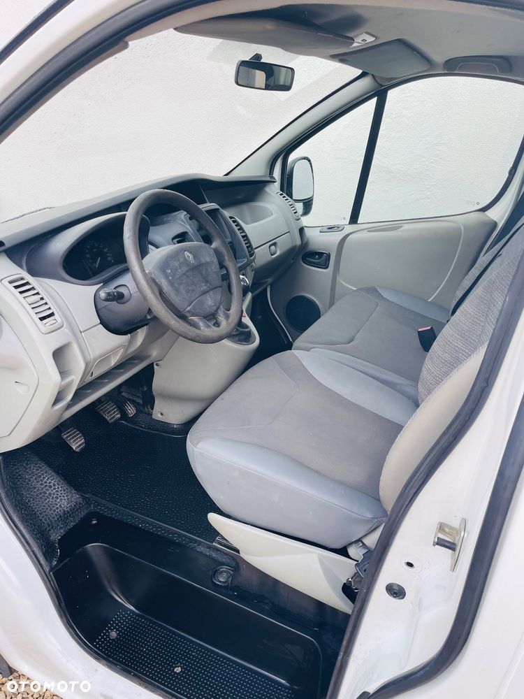 Renault Trafic - 9