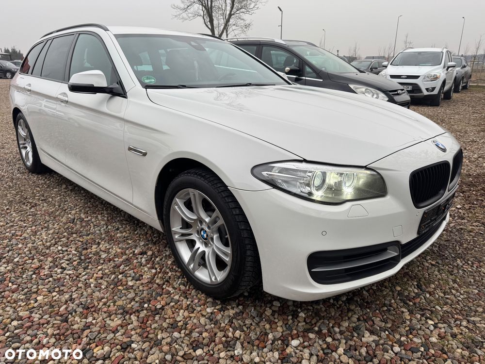 BMW Seria 5 525d xDrive - 5