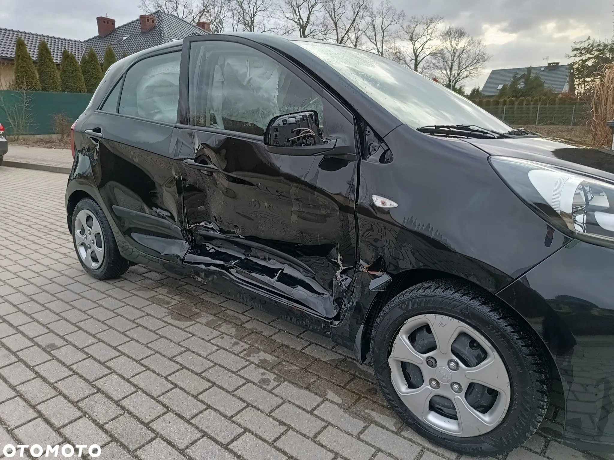 Kia Picanto - 25