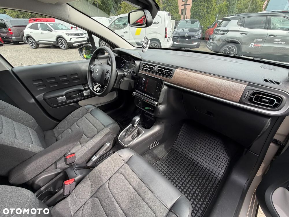 Citroën C3 1.2 PureTech Max EAT6 - 8