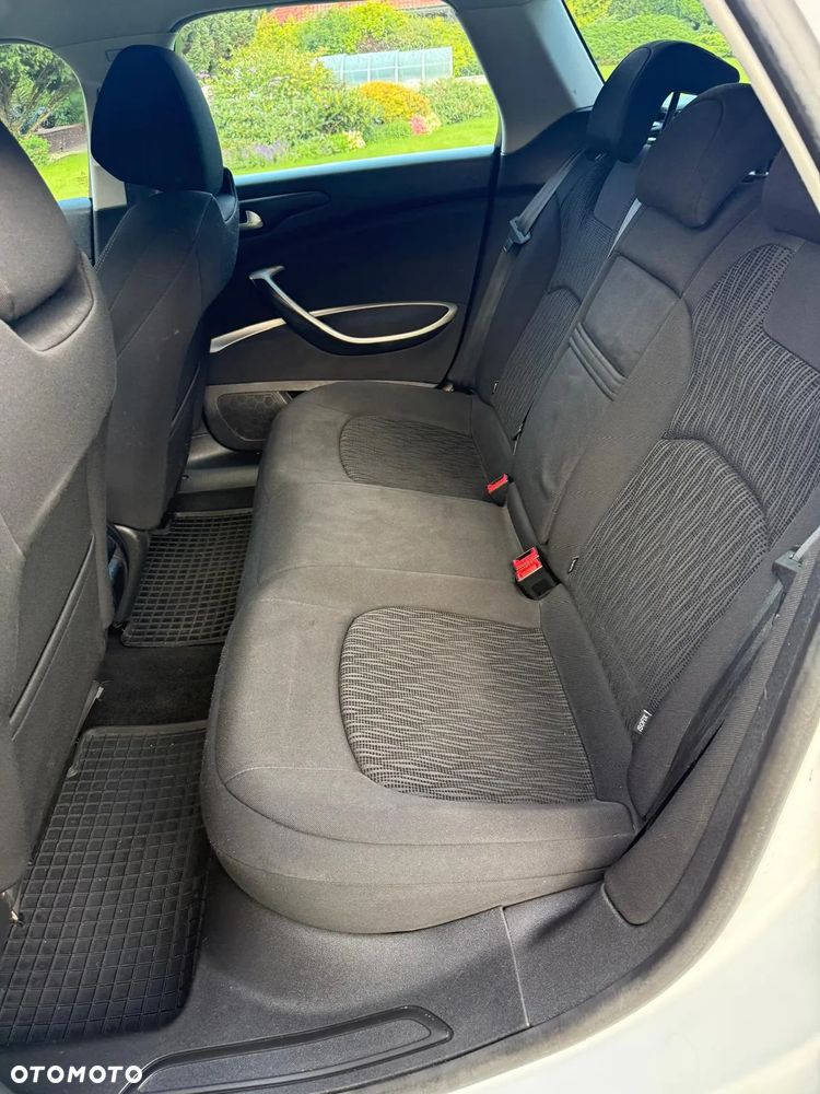 Citroën C5 Tourer e-HDi 115 EGS6 FAP Selection - 10
