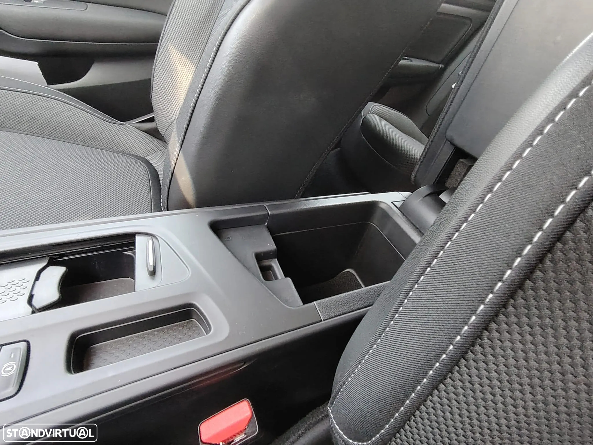 Renault Mégane Sport Tourer 1.6 E-Tech Plug-In Hybrid Equilibre - 13