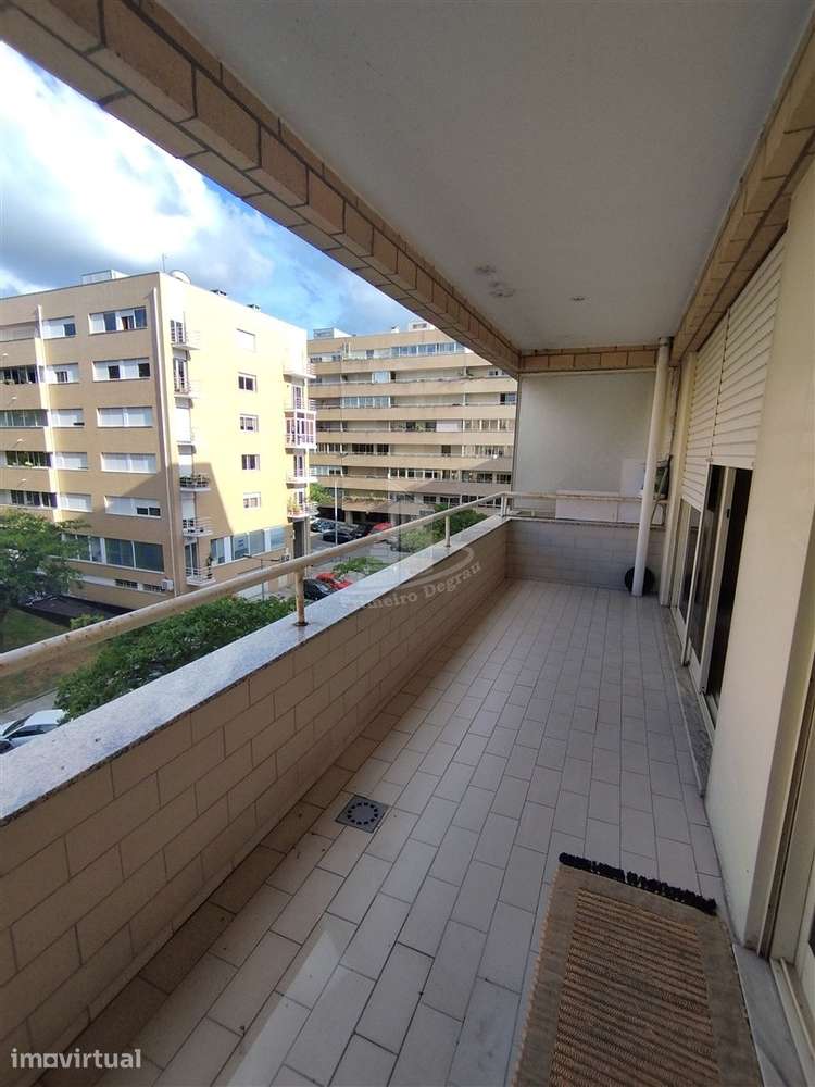 T2 no Centro de Braga | São Vicente | Garagem para 2 Carros com Terraç - Grande imagem: 2/16