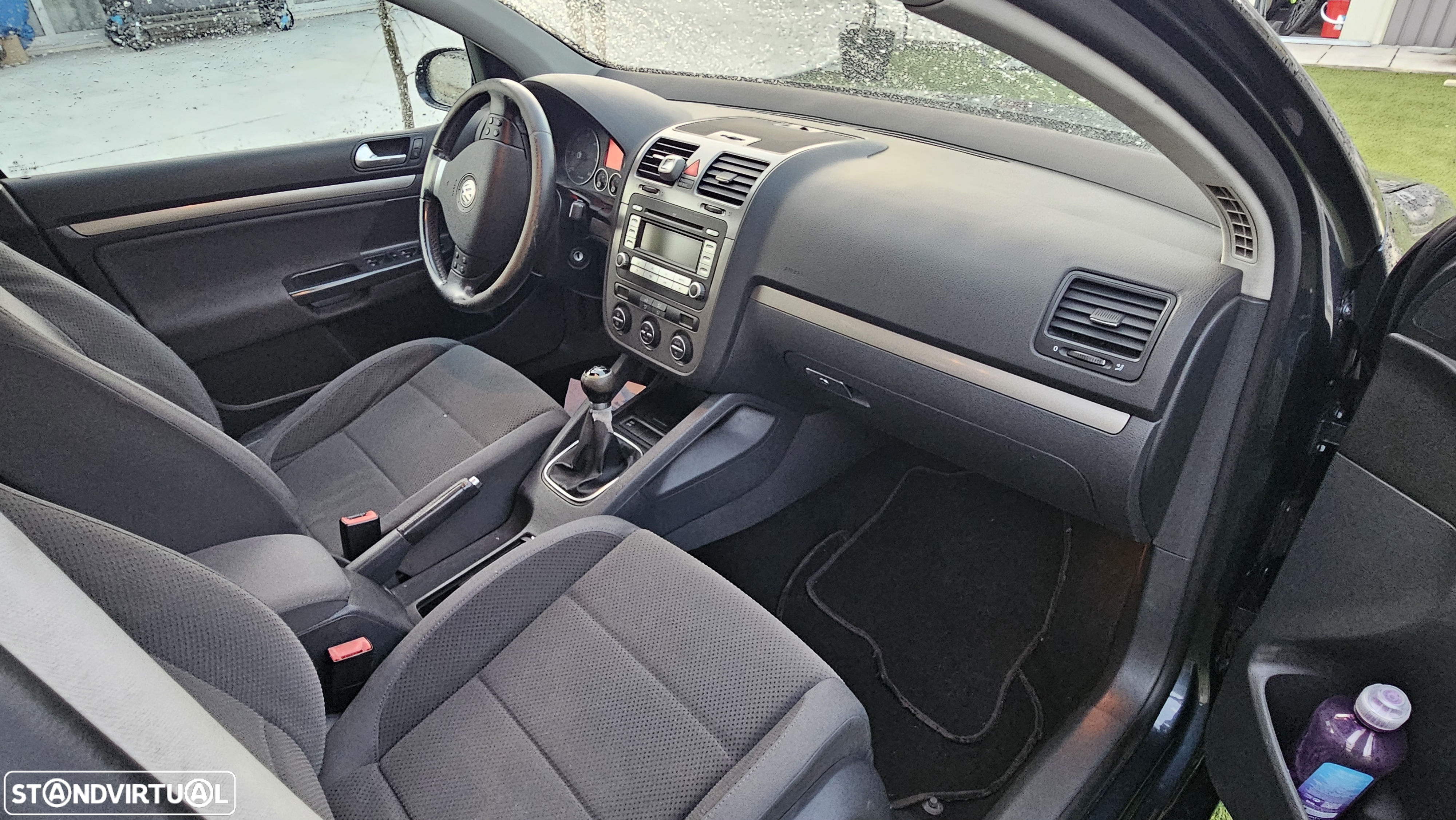 VW Golf 1.9 TDi BlueM. Trend. AC - 4