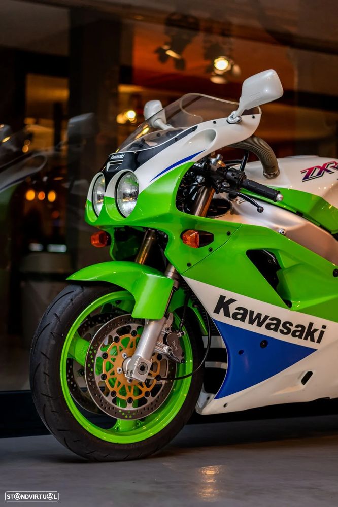 Kawasaki ZXR - 1