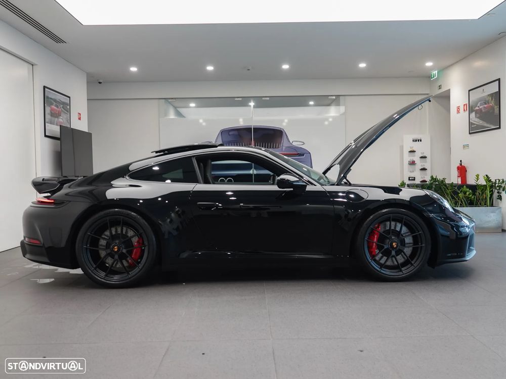 Porsche 911 (992) Carrera GTS - 11