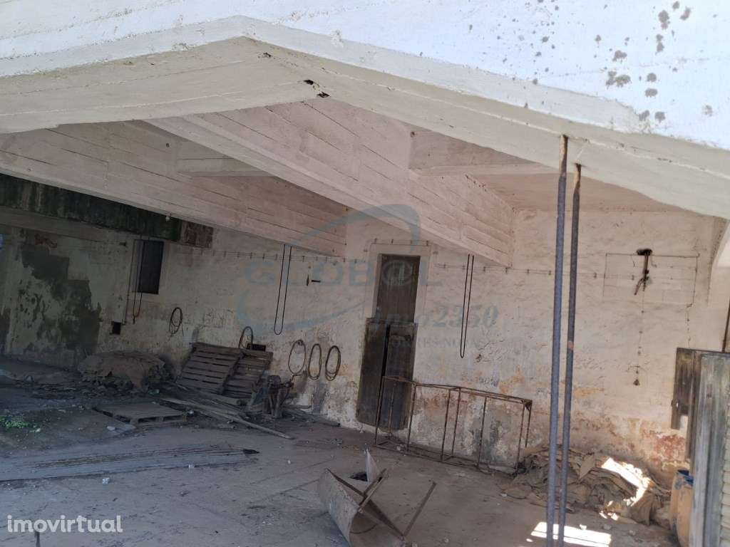 Projeto Imobiliário no Centro de Alcanena | 3.640 m² com Elevado Po... - Grande imagem: 5/22