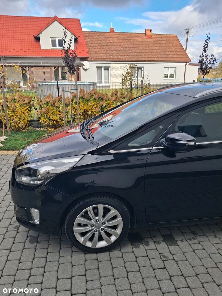 Kia Carens 2016 photo 4