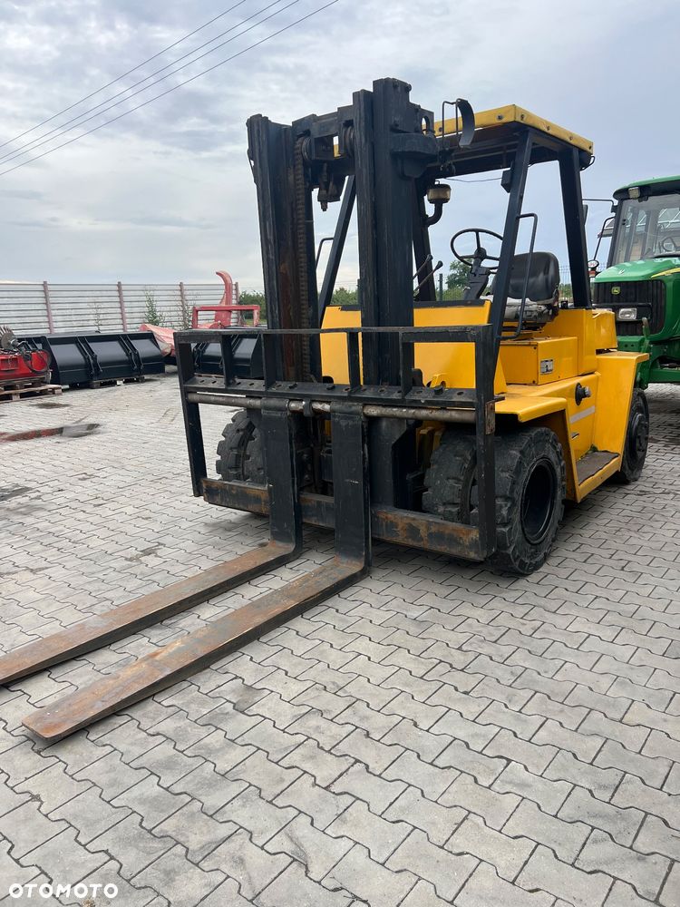 Daewoo CAT - 2