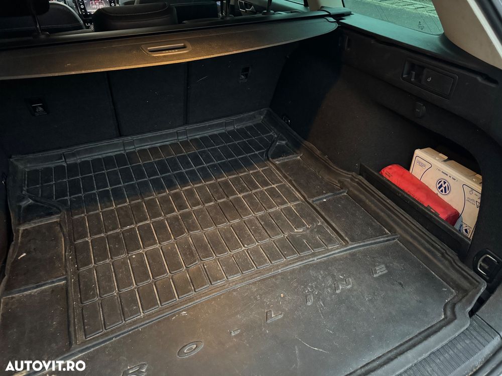 Volkswagen Passat 2.0 BiTDI DSG 4Mot Highline - 17