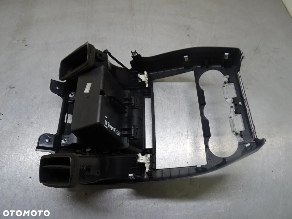LAND ROVER FREELANDER II 06-11 2.2D RAMKA RADIA - 1
