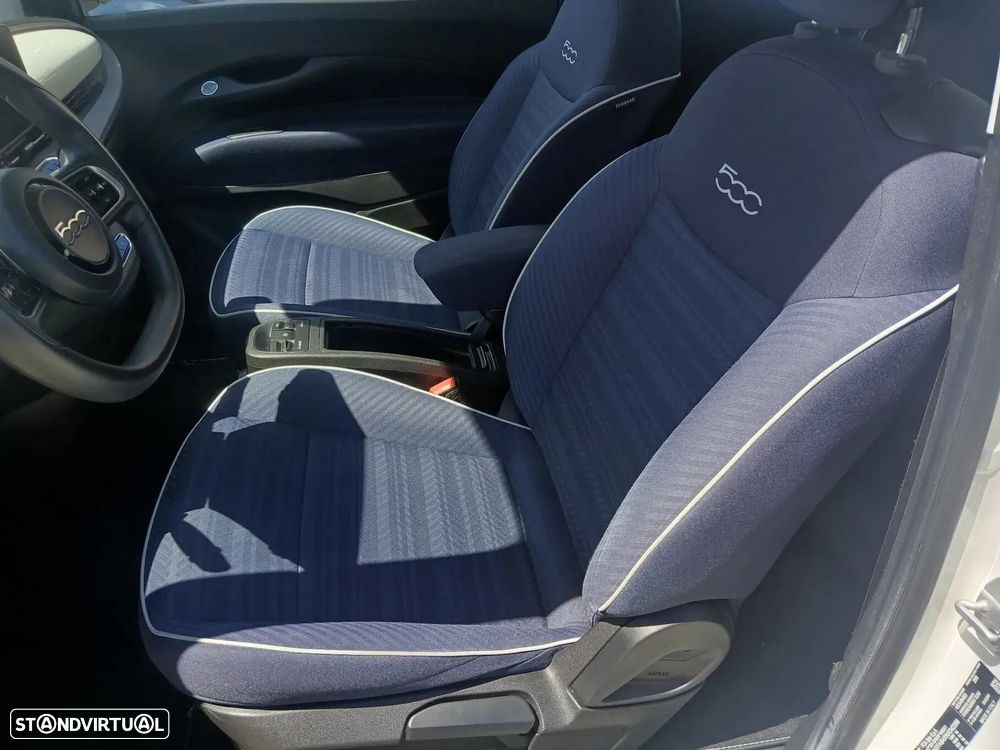 Fiat 500e 42kWh Pop — fotografia 4