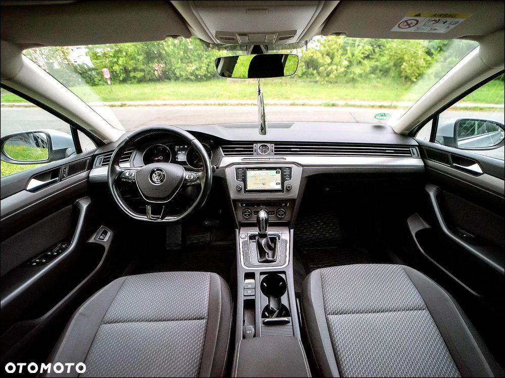 Volkswagen Passat - 7