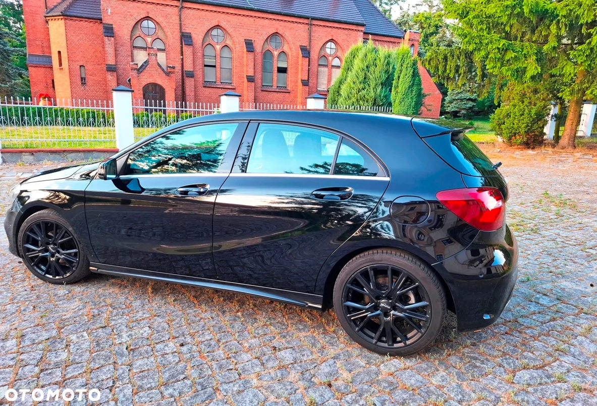 Mercedes-Benz Klasa A 180 d AMG Line 7G-DCT - 7