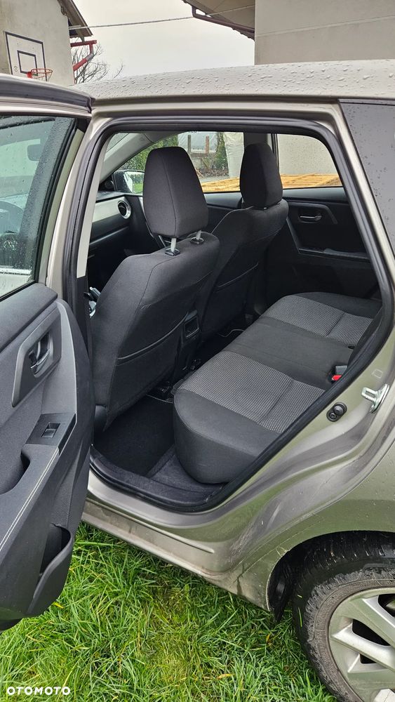 Toyota Auris 1.6 Premium Comfort - 16