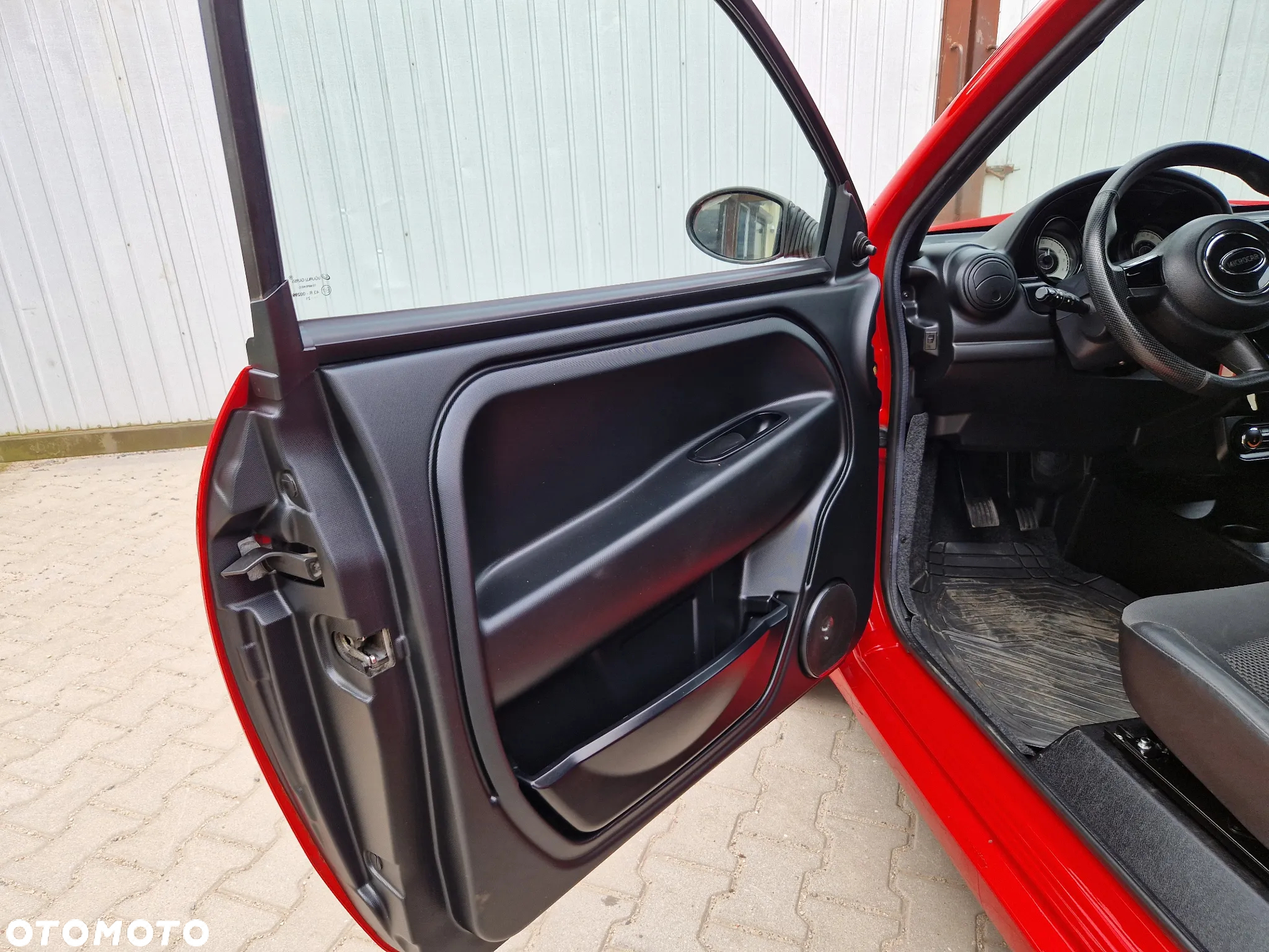Microcar DUE - 20