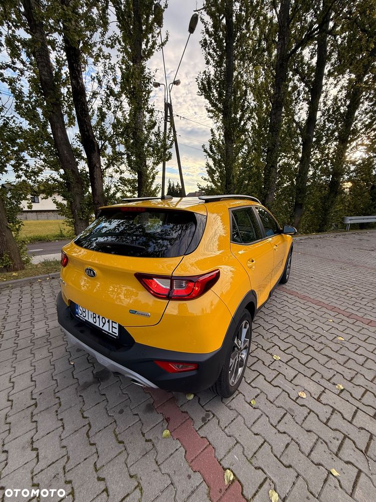 Kia Stonic 1.0 T-GDI MHEV L - 8