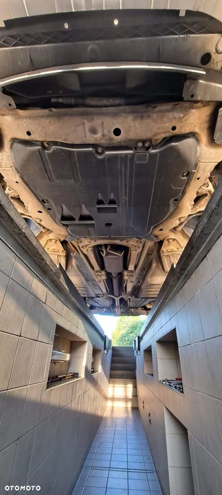 Volvo XC 70 D5 AWD Summum - 16