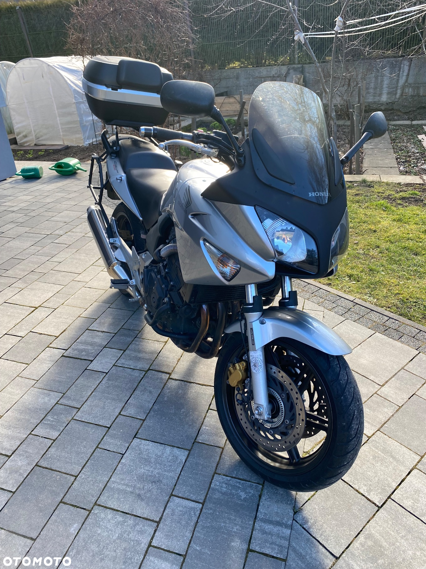 Honda CBF - 2