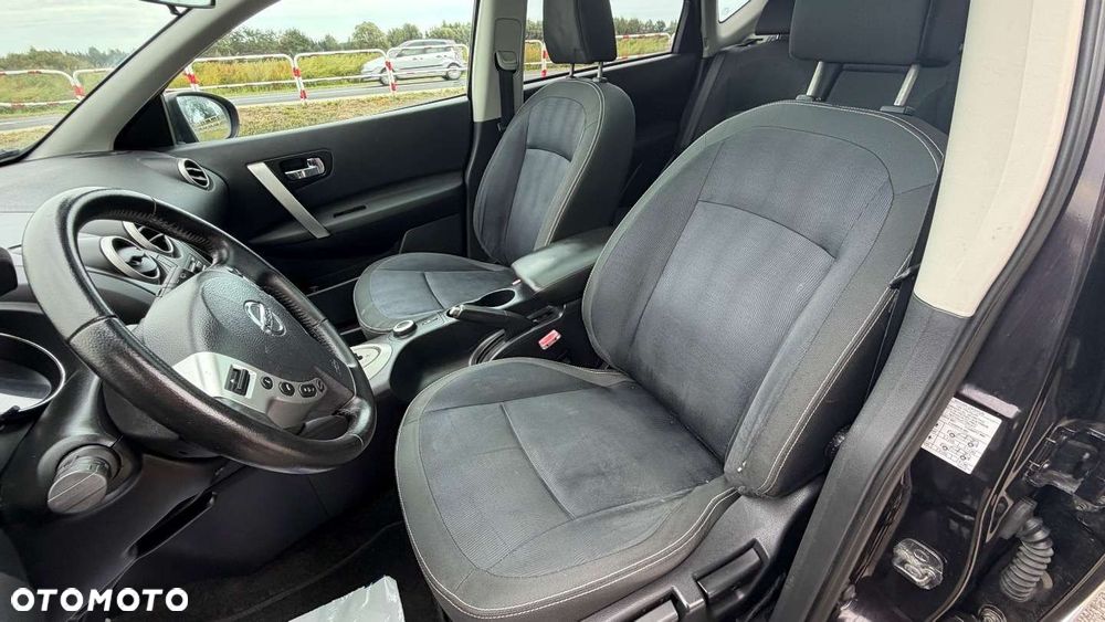 Nissan Qashqai 2.0 dCi 4x4 Tekna - 33