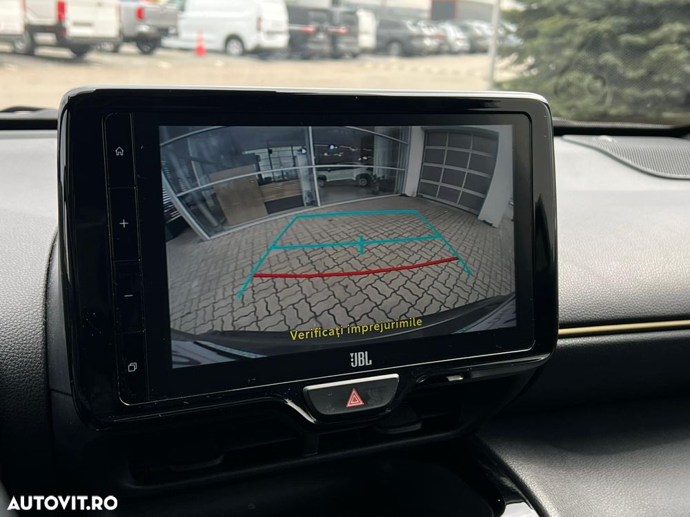 Toyota Yaris 1.5 VVT-i Premiere Edition - 24