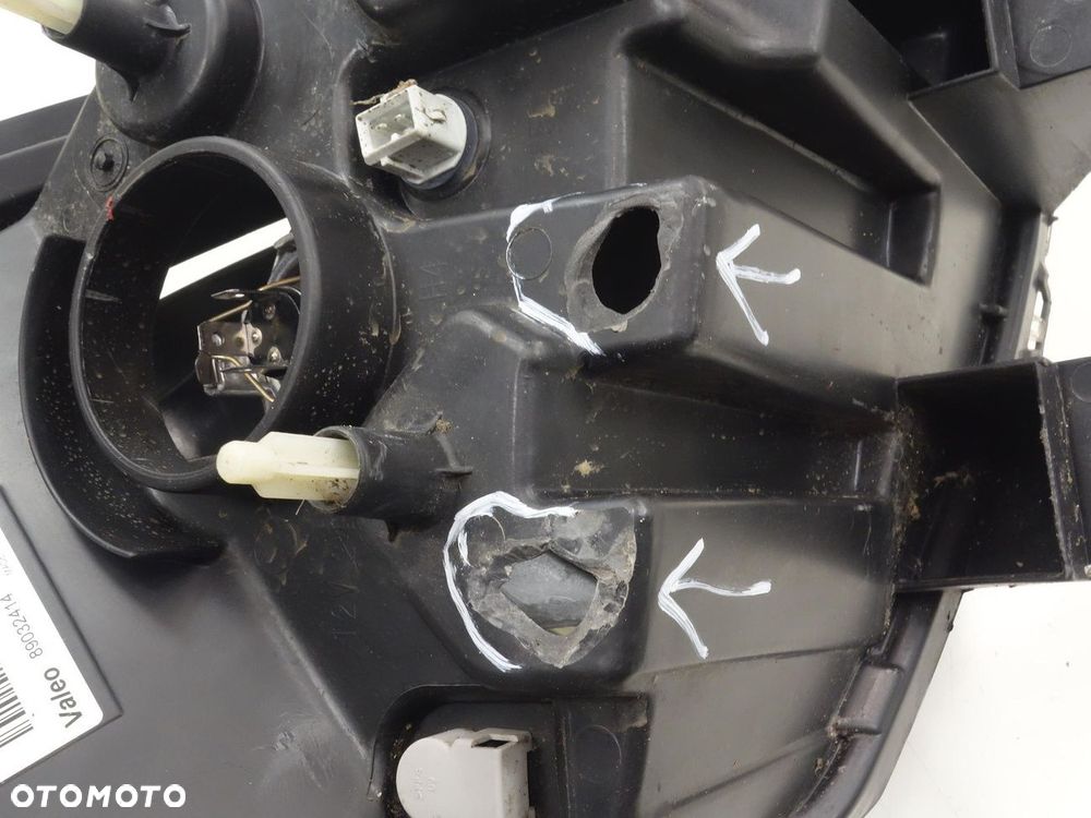 Microcar Ligier Ixo Lampa przód lewa - 6