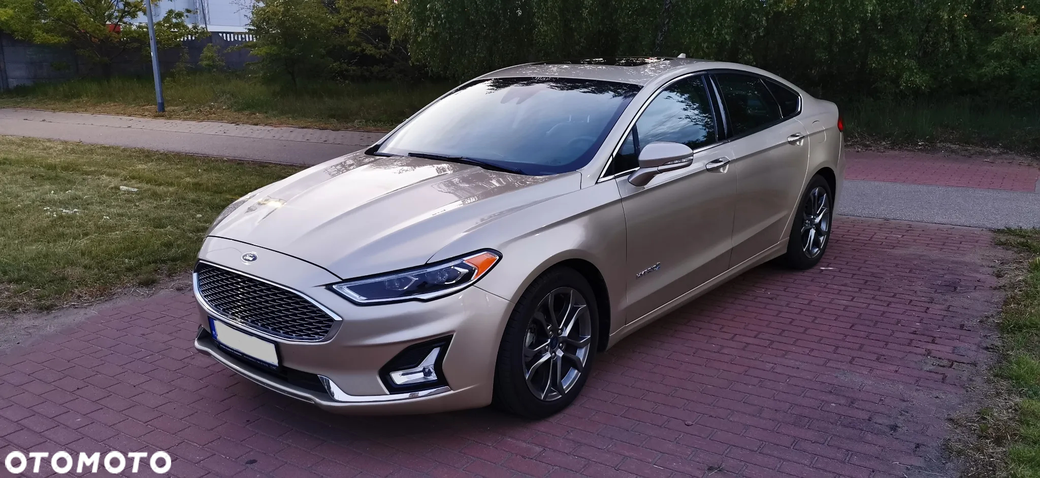 Ford Mondeo 2.0 Hybrid Titanium - 13
