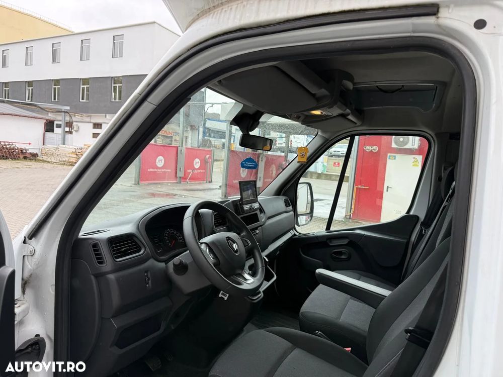 Renault Master - 10